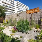 De La Costa Cabanas